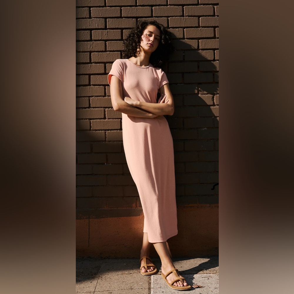 Free People Beach Dress Size XS Color Peach Pansy 🚨Dress Has a Marker Stain